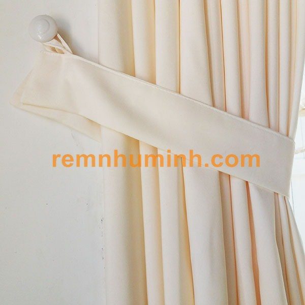 Màn rèm tại Đà nẵng - Rèm vải màu trắng kem