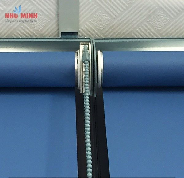 Rèm cuốn chống nắng tại Đà Nẵng - Rèm cuốn văn phòng màu xanh mã 009