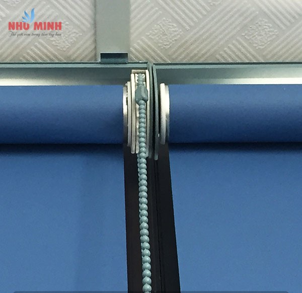 Rèm cuốn chống nắng tại Đà Nẵng - Rèm cuốn văn phòng màu xanh mã 009