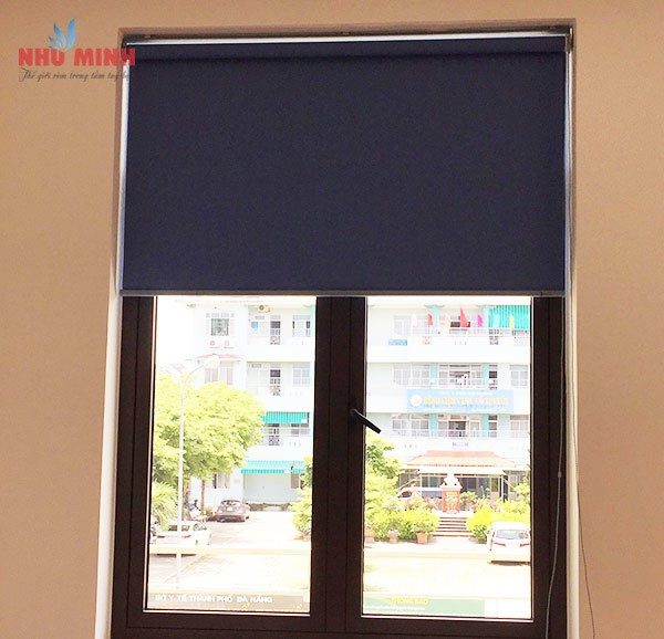 Rèm cuốn chống nắng tại Đà Nẵng - Rèm cuốn văn phòng màu xanh mã 009