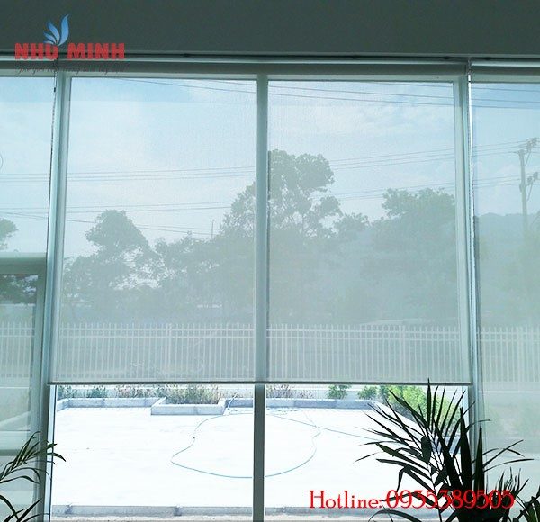 Rèm cửa sổ tại Đà Nẵng - Rèm cuốn lưới màu trắng mã D4013