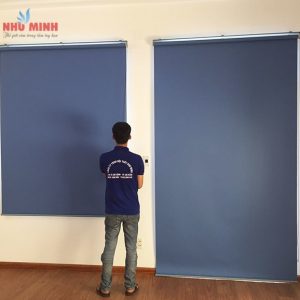 Rèm cuốn chống nắng tại Đà Nẵng - Rèm cuốn văn phòng màu xanh mã 009