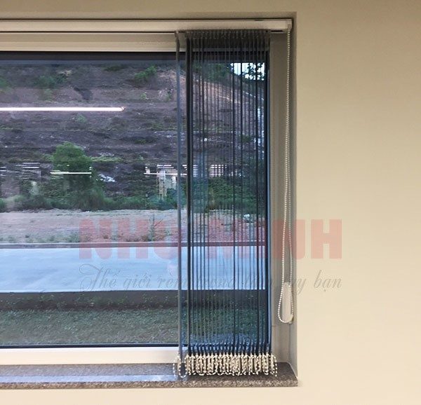 Rèm lá dọc văn phòng tại Đà Nẵng - Mẫu rèm lá dọc màu ghi mã RL006