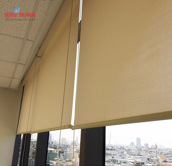 Rèm cuốn lưới giá rẻ tại Đà Nẵng - Mẫu rèm cuốn lưới màu kem mã NM013
