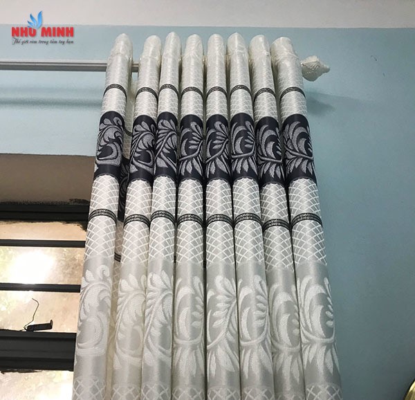 Rèm vải giá bình dân tại Đà Nẵng - Mẫu rèm vải gấm hoa văn NM404-4