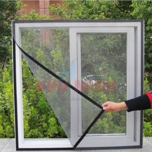Lưới dán cửa sổ chống muỗi giá rẻ
