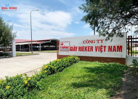 Như Minh thi công rèm lá dọc tại nhà máy Rieker KCN Điện Bàn - Quảng Nam