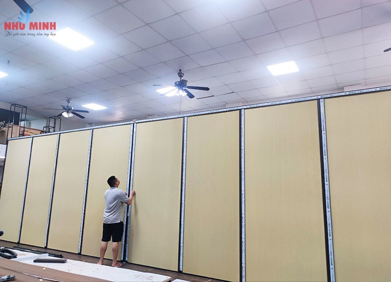 Vách tổ ong hệ ghép cánh tại Đà Nẵng - Giải pháp cho những cửa rộng, khung chắc chắn.