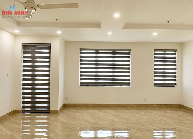 Rèm cầu vồng cao cấp màu ghi tại Đà Nẵng - Mã rèm KA018 phụ kiện màu ghi, giá tốt