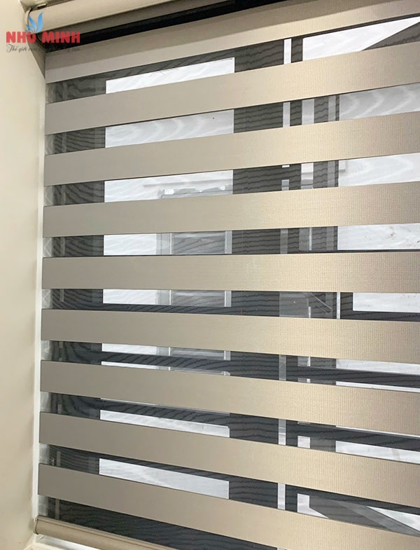 Rèm cầu vồng cao cấp màu ghi tại Đà Nẵng - Mã rèm KA018 phụ kiện màu ghi, giá tốt