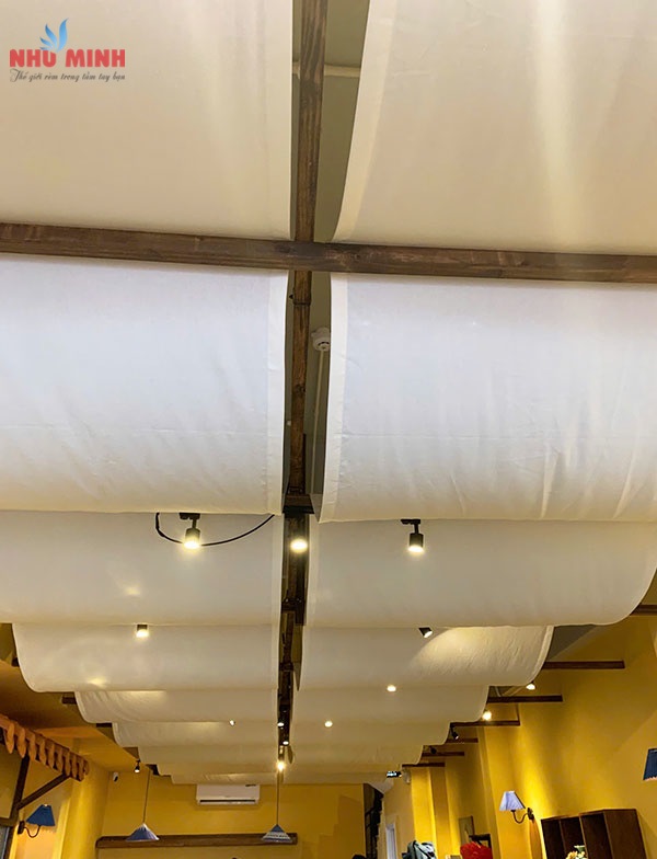 Rèm che, trang trí trần nhà chất liệu vải linen tại Đà Nẵng.