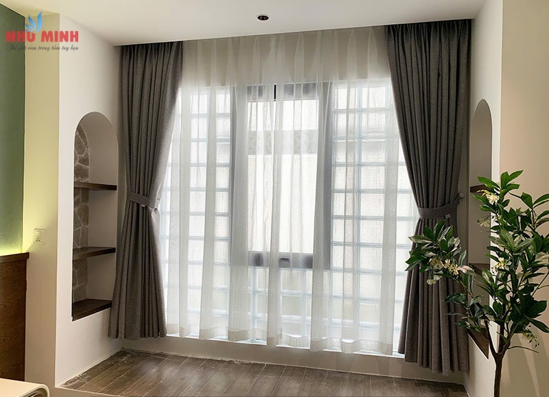 Như Minh thi công rèm vải 2 lớp chống nắng tuyệt đối tại villa ở Hội An