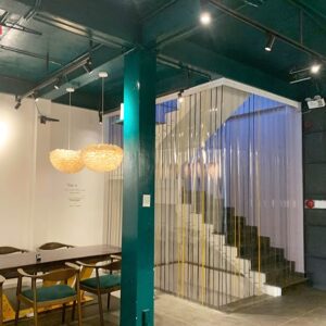 Rèm nhựa pvc ngăn lạnh lắp cầu thang tại Đà Nẵng - Giải pháp ngăn lạnh giá rẻ và tiện ích