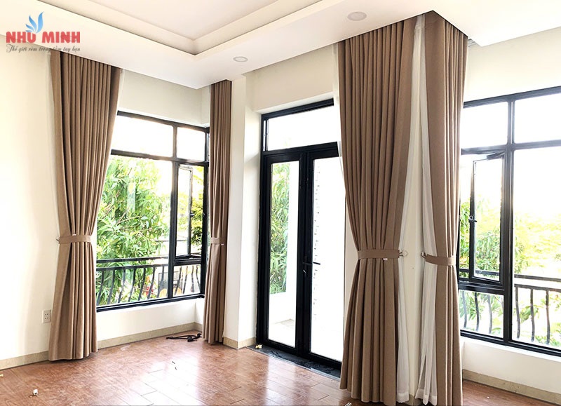 Như Minh thi công rèm vải 2 lớp nhà ở tại Hòa Quý Đà Nẵng