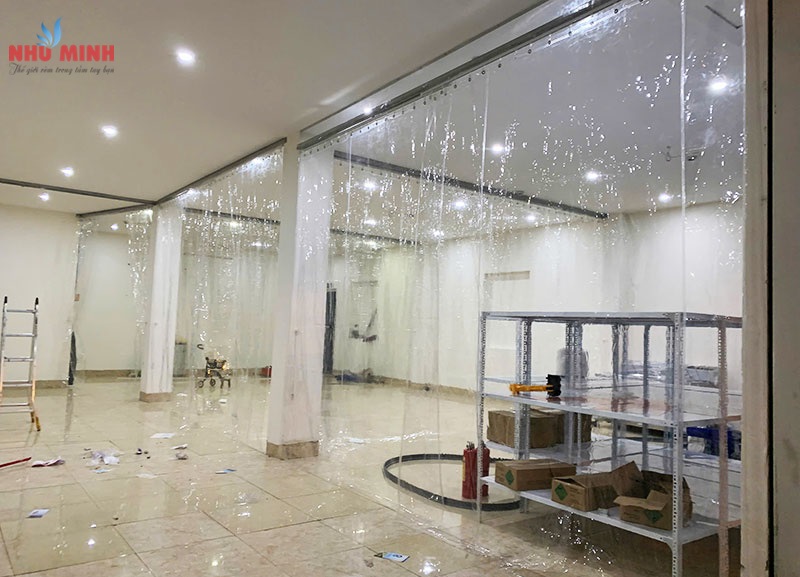 Màn nhựa ngăn khuẩn tiêu chuẩn an toàn thực phẩm tại Đà Nẵng - Mẫu nhựa pvc dày 0,5li giá rẻ