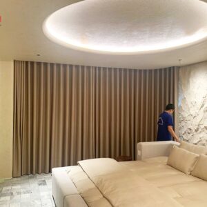 Rèm vải cao cấp lắp khách sạn tại Đà Nẵng - mẫu rèm vải màu vàng kem mã NM9633-10