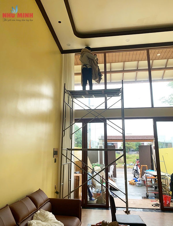 Mẫu rèm vải 2 lớp màu vàng đồng, cản sáng 95%