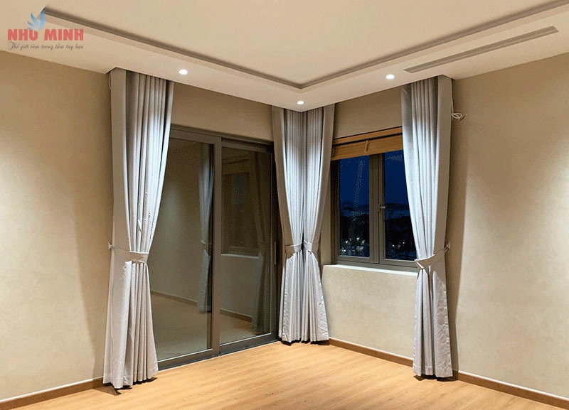 Như Minh thi công rèm tự động cao cấp tại biệt thự đẹp Nguyễn Tất Thành