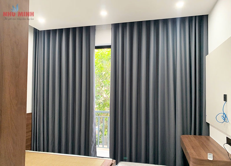 Rèm vải 2 lớp màu ghi đậm sang trọng tại Đà Nẵng - vải cản sáng mã NM18-17