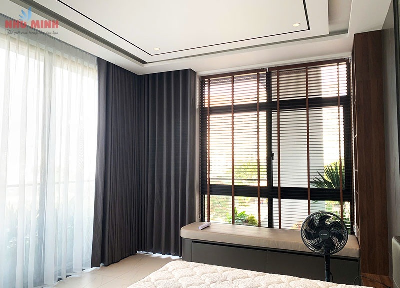 Như Minh thi công rèm vải cao cấp cản sáng cho ngôi nhà đẹp 4 tầng ở Ngũ Hành Sơn.