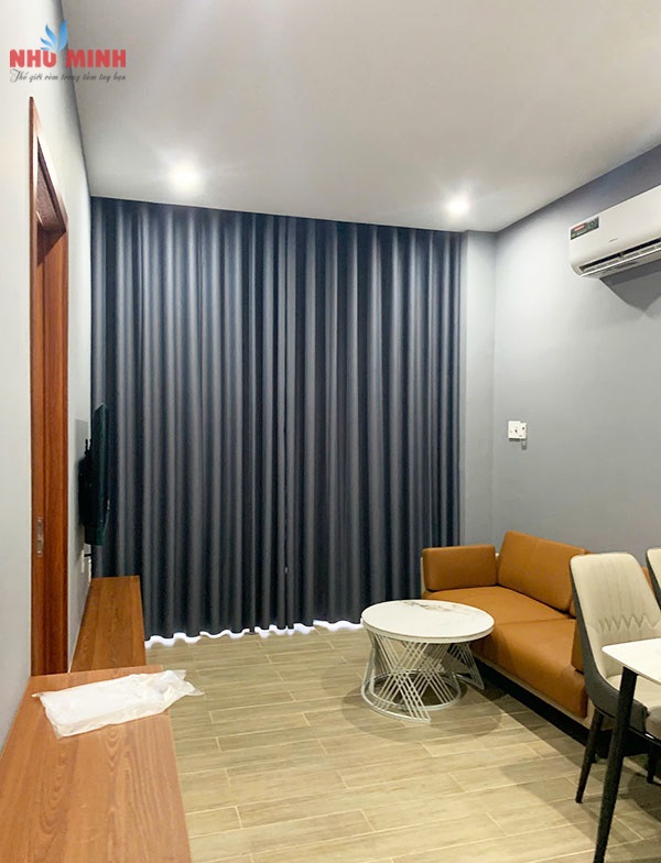 Rèm vải 2 lớp màu ghi đậm sang trọng tại Đà Nẵng - vải cản sáng mã NM18-17