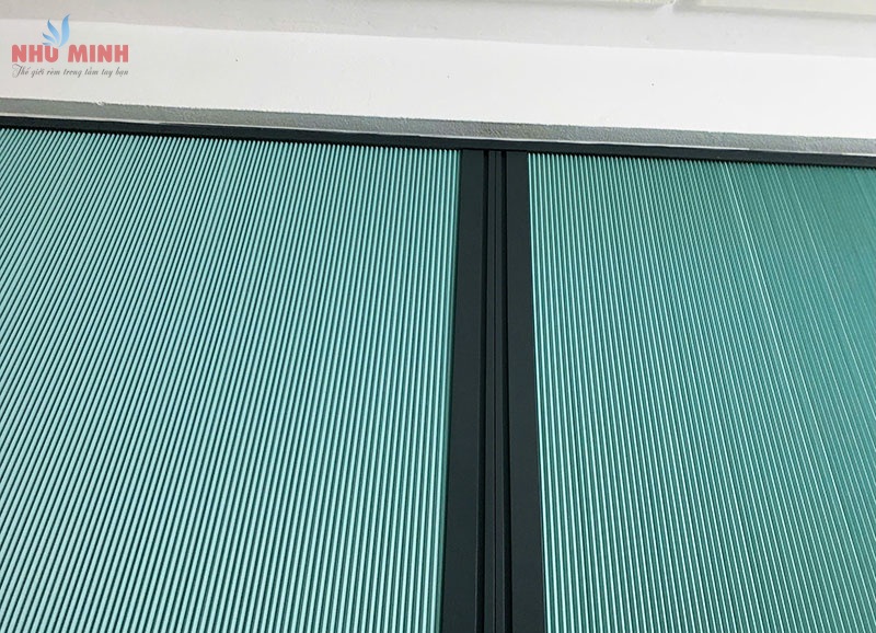 Rèm kéo tổ ong tại Đà Nẵng - Mẫu rèm tổ ong màu xanh ngọc mã NM007
