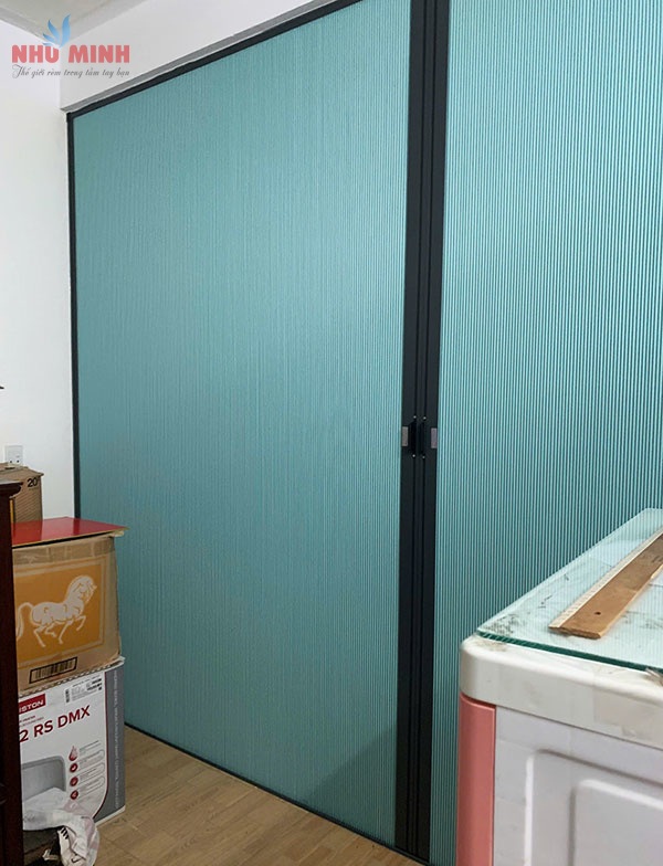 Rèm kéo tổ ong tại Đà Nẵng - Mẫu rèm tổ ong màu xanh ngọc mã NM007