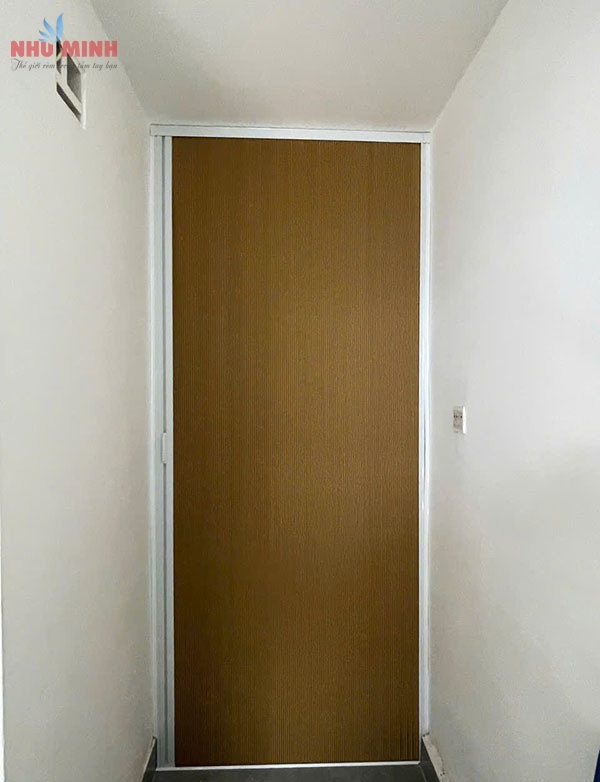 Rèm tổ ong lắp cửa phòng ngủ, phòng tắm tại Đà Nẵng - Ưu điểm xếp gọn, tiết kiệm không gian.