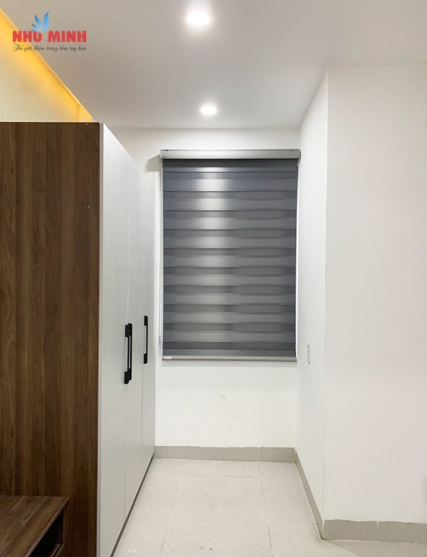 Rèm cầu vồng tự động không dây.