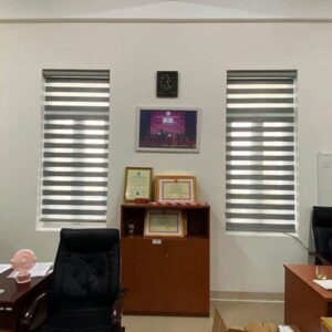 Rèm cầu vồng tự động không dây.